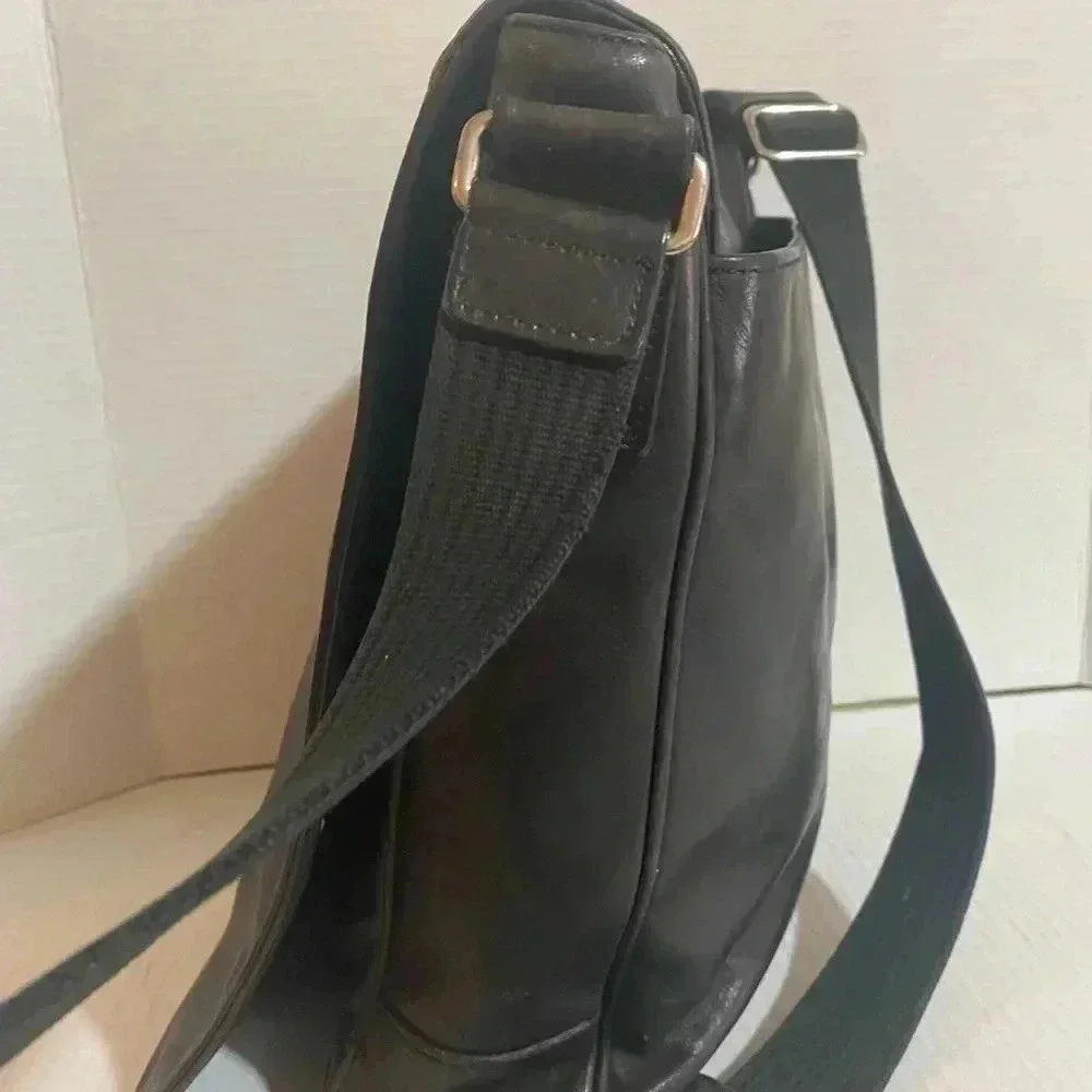 Coach vintage unisex black leather crossbody bag